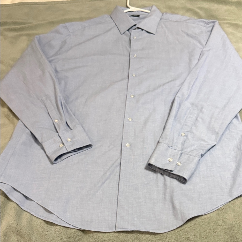 Madison Light Blue Men's Dress Shirt: PRISTINE CONDITION